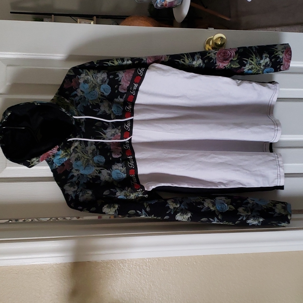 Fresh laundry  sz medium